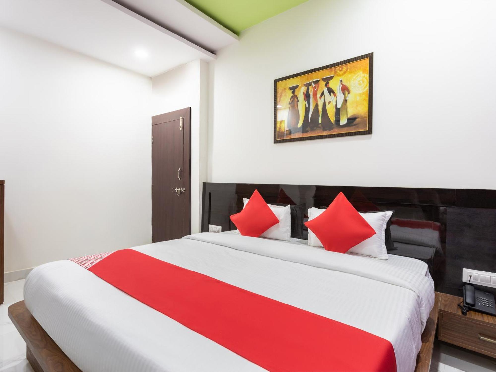 Hotel OYO Flagship 27867 Savitri Regency Bhopal Exterior foto