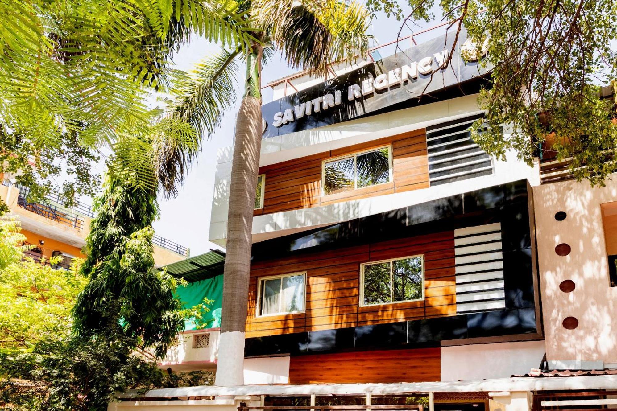Hotel OYO Flagship 27867 Savitri Regency Bhopal Exterior foto