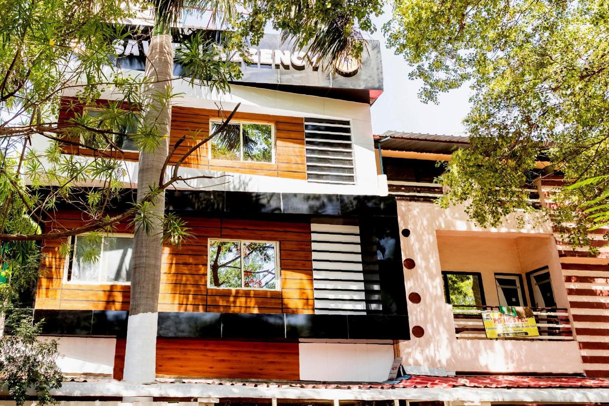 Hotel OYO Flagship 27867 Savitri Regency Bhopal Exterior foto