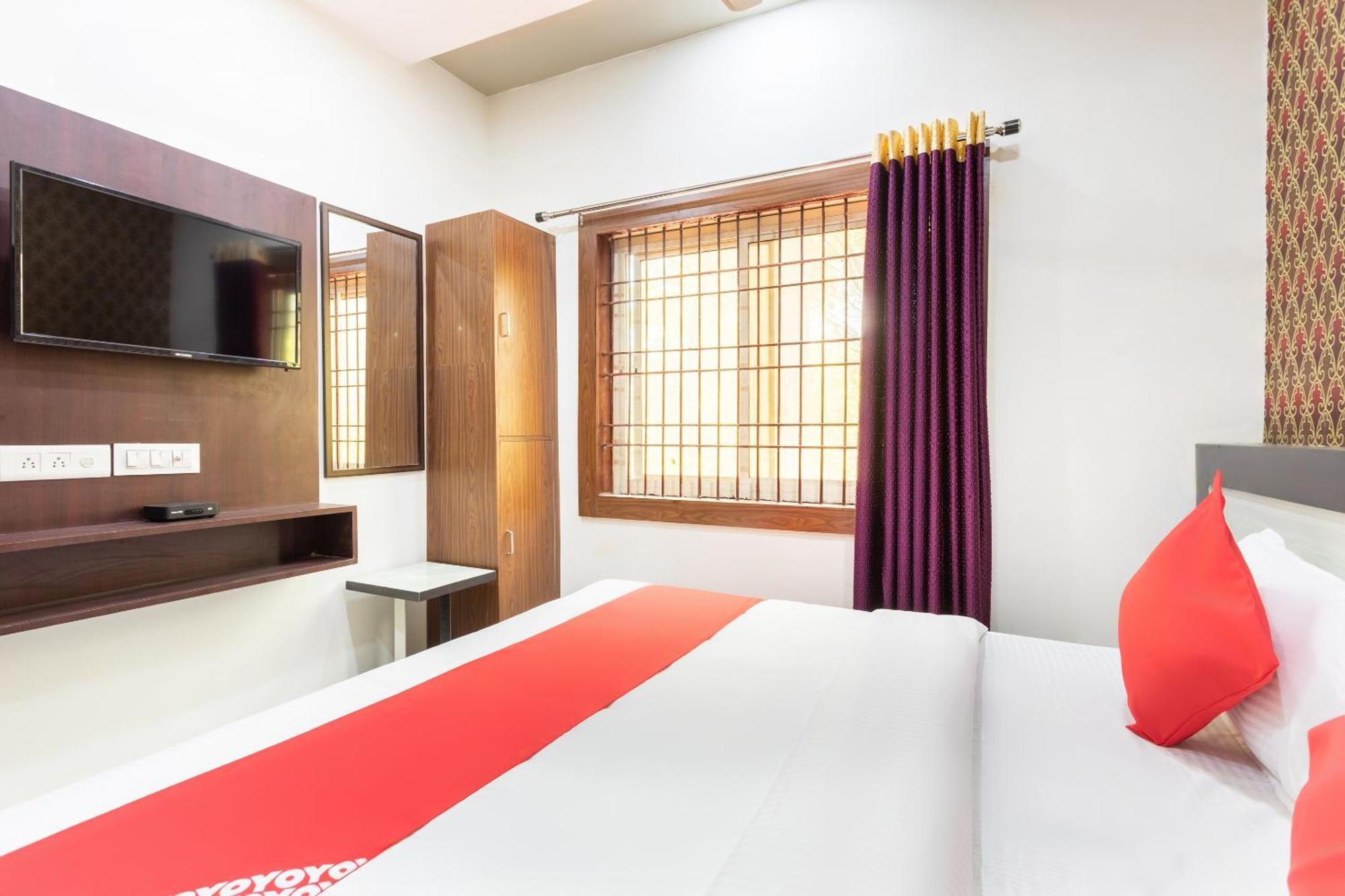Hotel OYO Flagship 27867 Savitri Regency Bhopal Exterior foto